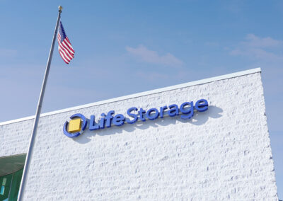 LifeStorage - LinPage Location - Exterior